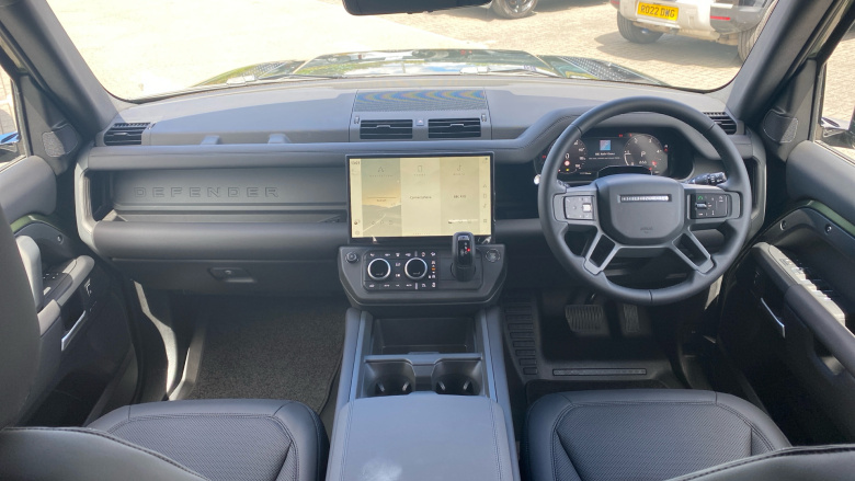 Land Rover Defender 3.0 D250 X-Dynamic SE 110 5dr Auto Diesel Estate